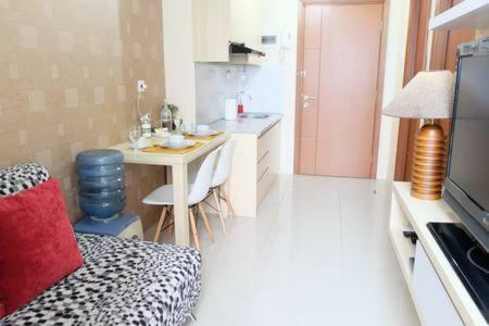 Premium One Bedroom At Woodland Park Residence Джакарта Экстерьер фото